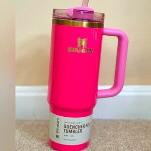 Stanley - Pink Parade 30oz. Quencher